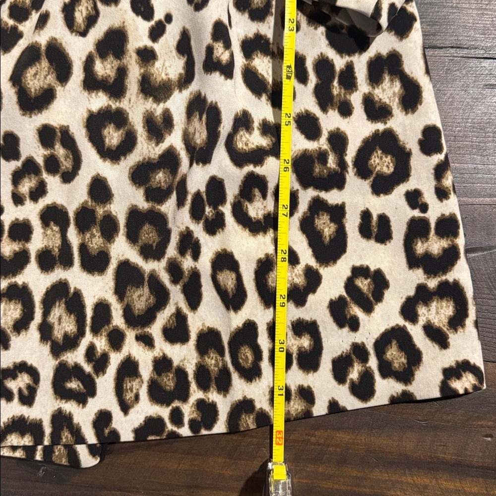 Jennifer Lopez Animal Print Trench Coat - Picture 5 of 13